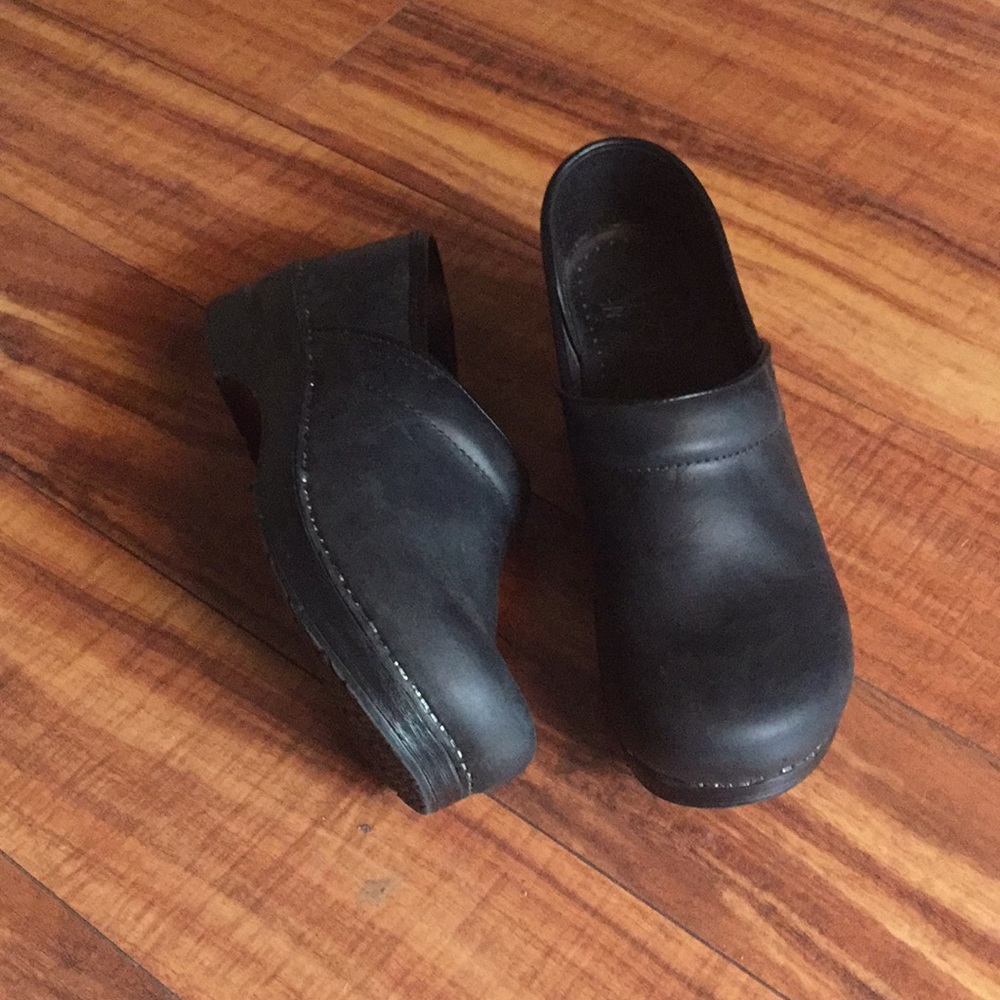 Dansko size 41 black like new